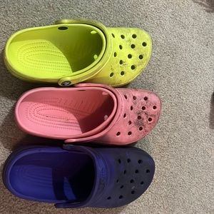 3 pairs of crocs